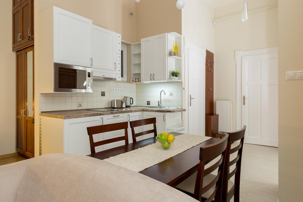 Family Buddha Apartment Budapest Exterior foto